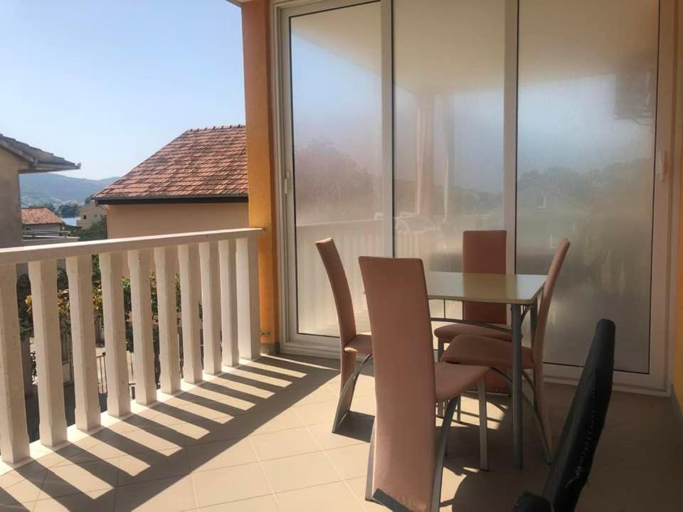 Villa Mirco Poljica  Exteriör bild
