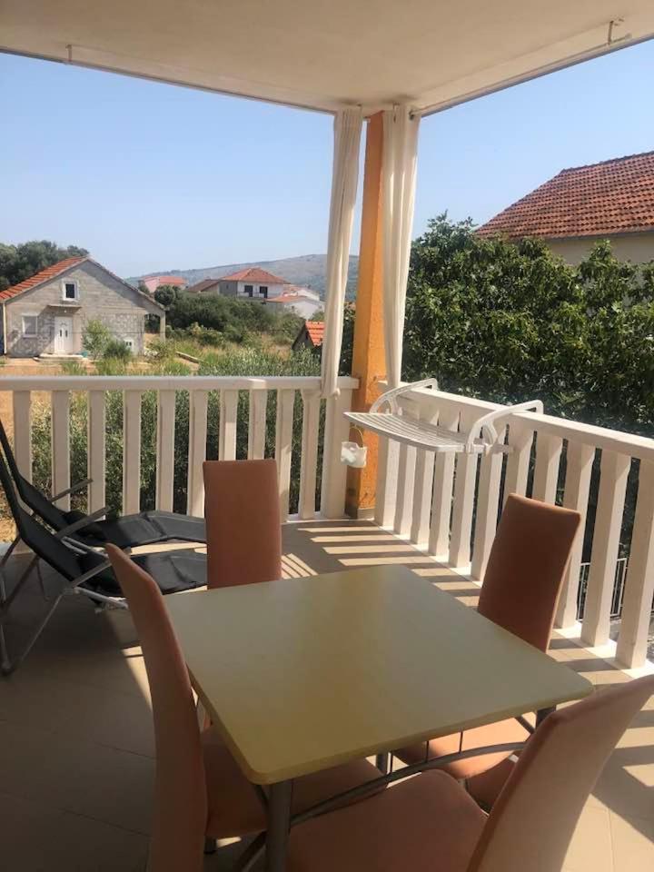 Villa Mirco Poljica  Exteriör bild